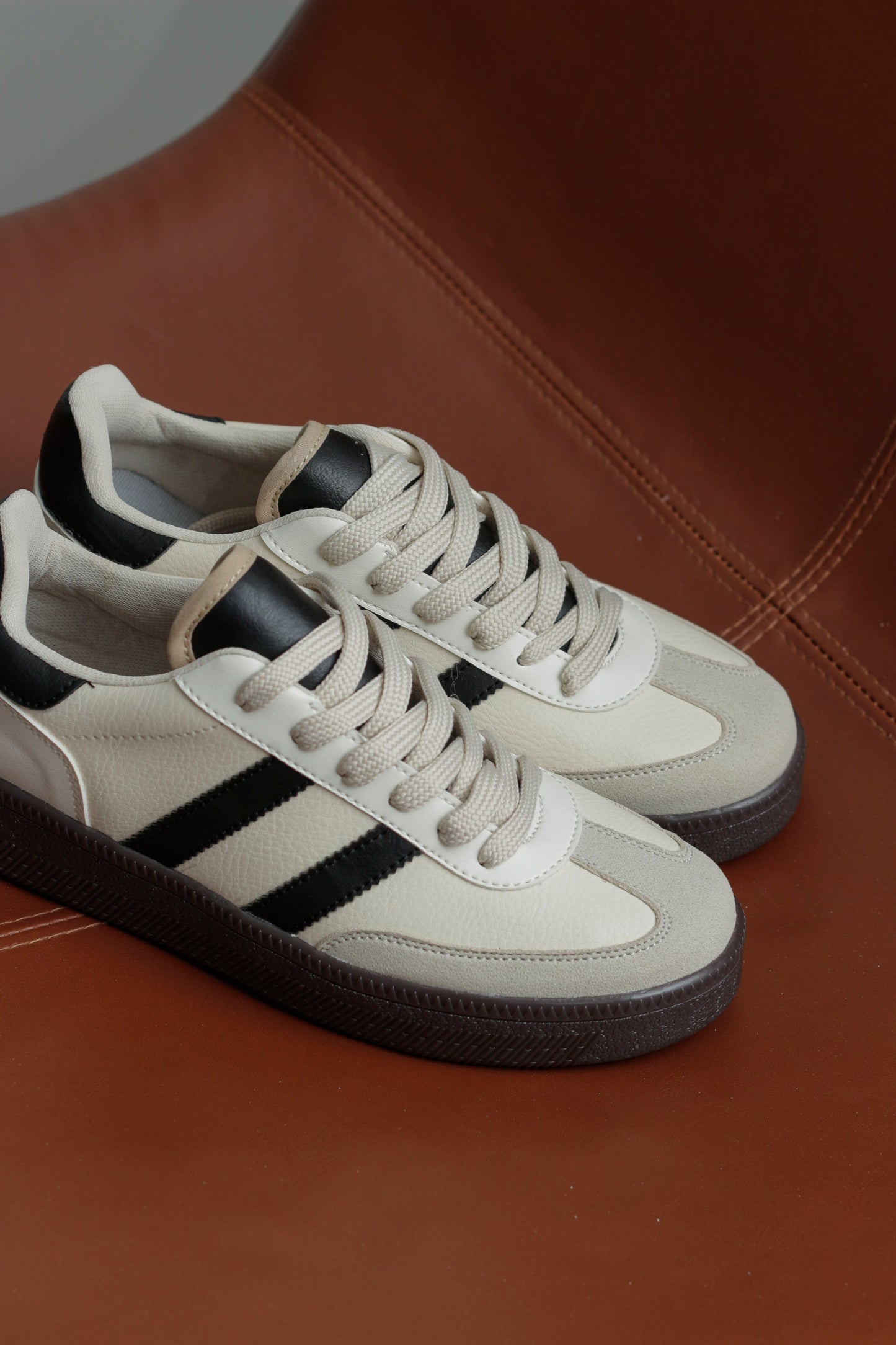 KIEV BEIGE NEGRO